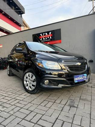 CHEVROLET ONIX 1.4 MPFI LT 8V FLEX 4P MANUAL